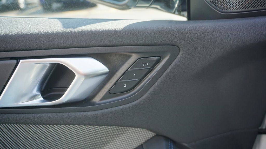 Used 2026 BMW M235i xDrive w/ Technology Package image 9