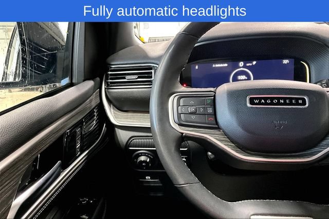 Used 2024 Jeep Wagoneer L Series II w/ Flexible Seating Group AWD/4WD image 14