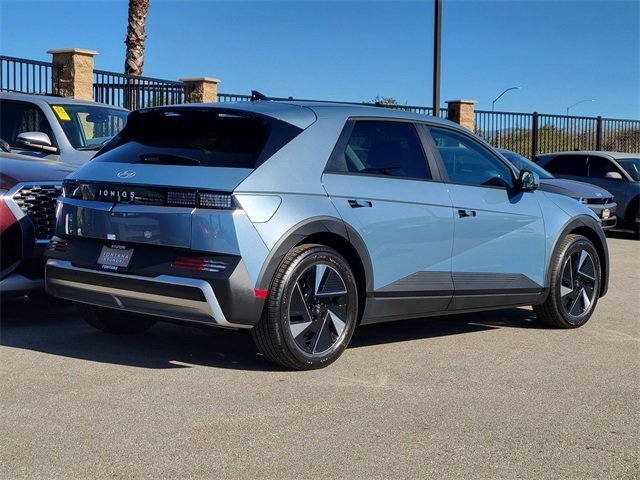 New 2026 Hyundai Ioniq 5 SEL image 2