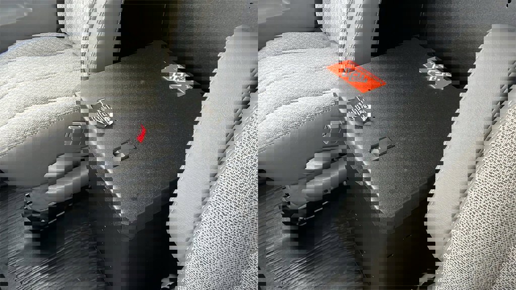 New 2025 Chevrolet Express 2500 w/ Communications Package image 28