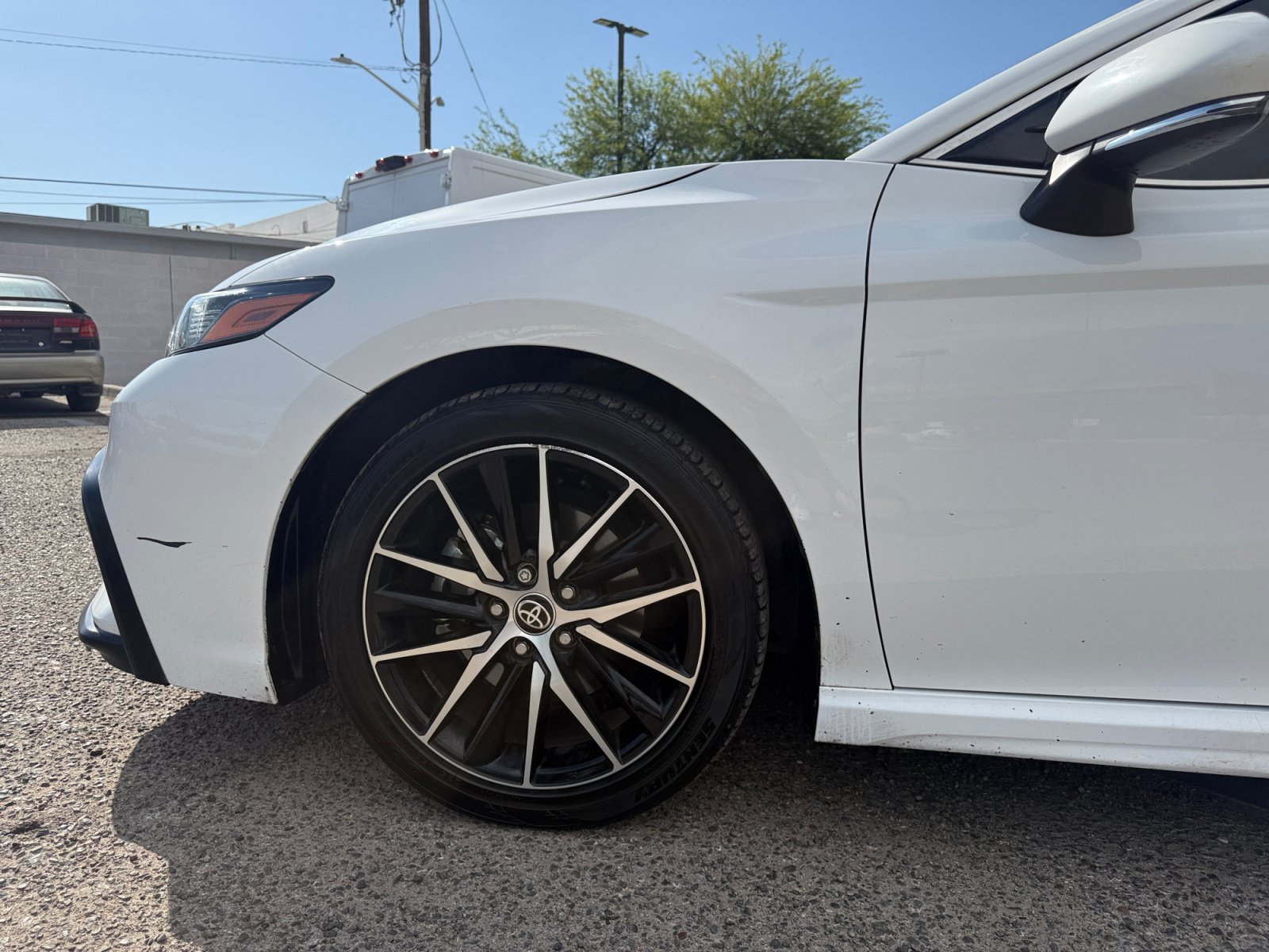 Used 2023 Toyota Camry SE w/ Protection Package (Q2) (TMS) FWD image 10