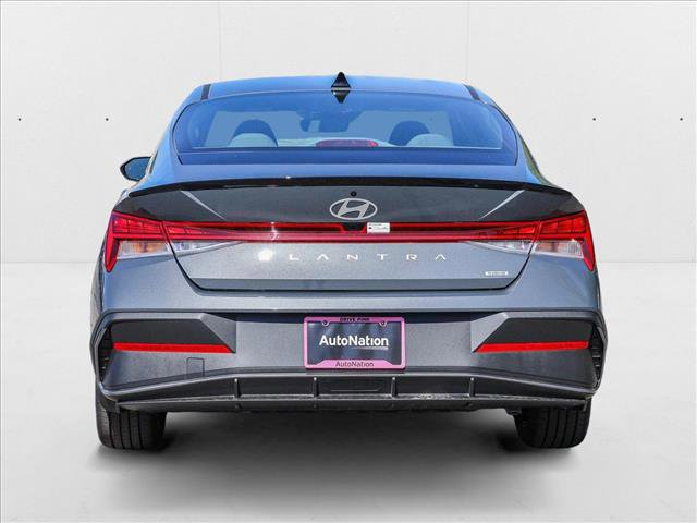 New 2025 Hyundai Elantra SEL image 6