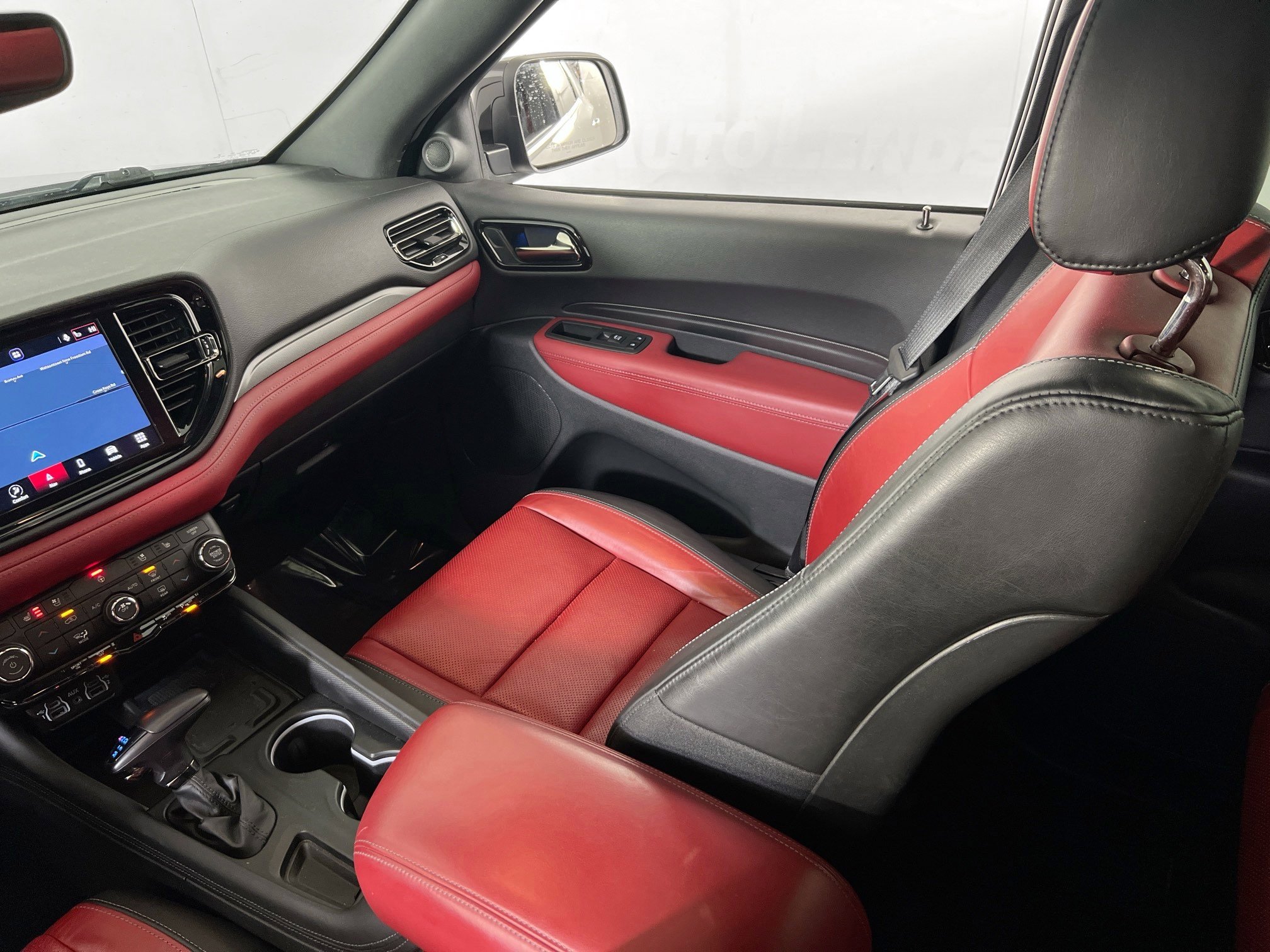 Used 2022 Dodge Durango R/T w/ Blacktop Package AWD/4WD image 24