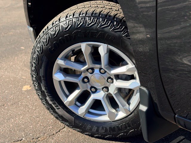 Used 2022 Chevrolet Silverado 1500 LT AWD/4WD image 28