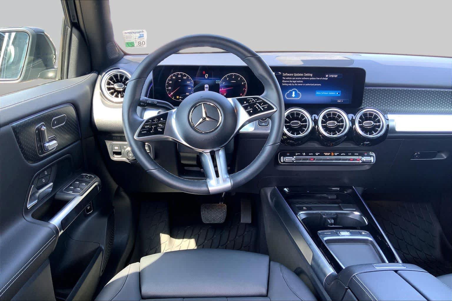 Used 2024 Mercedes-Benz GLB 250 image 6