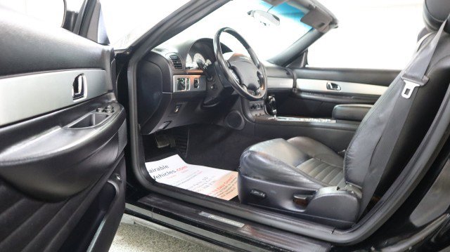 Used 2003 Ford Thunderbird image 9