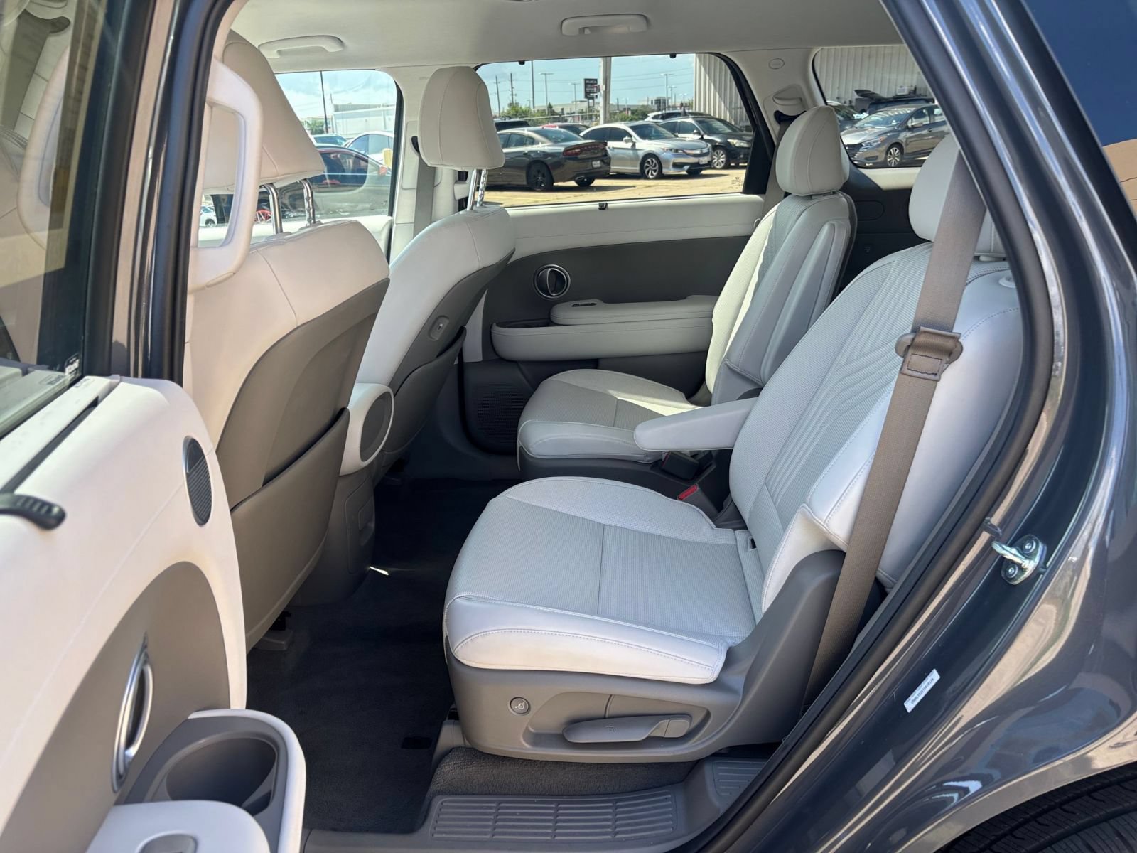 Used 2026 Hyundai Palisade SEL FWD image 28