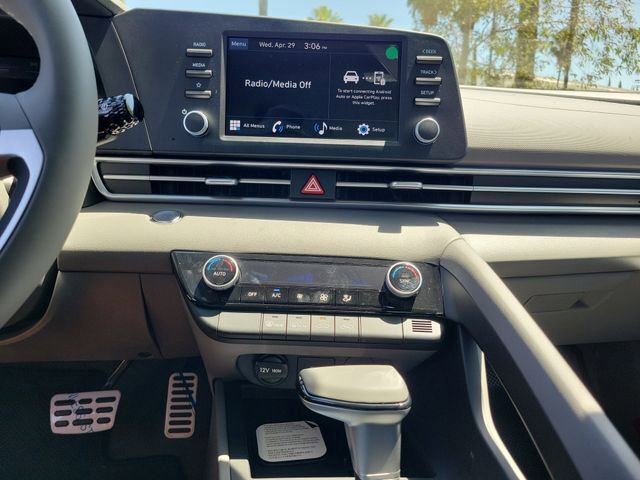 New 2026 Hyundai Elantra Sport FWD image 15