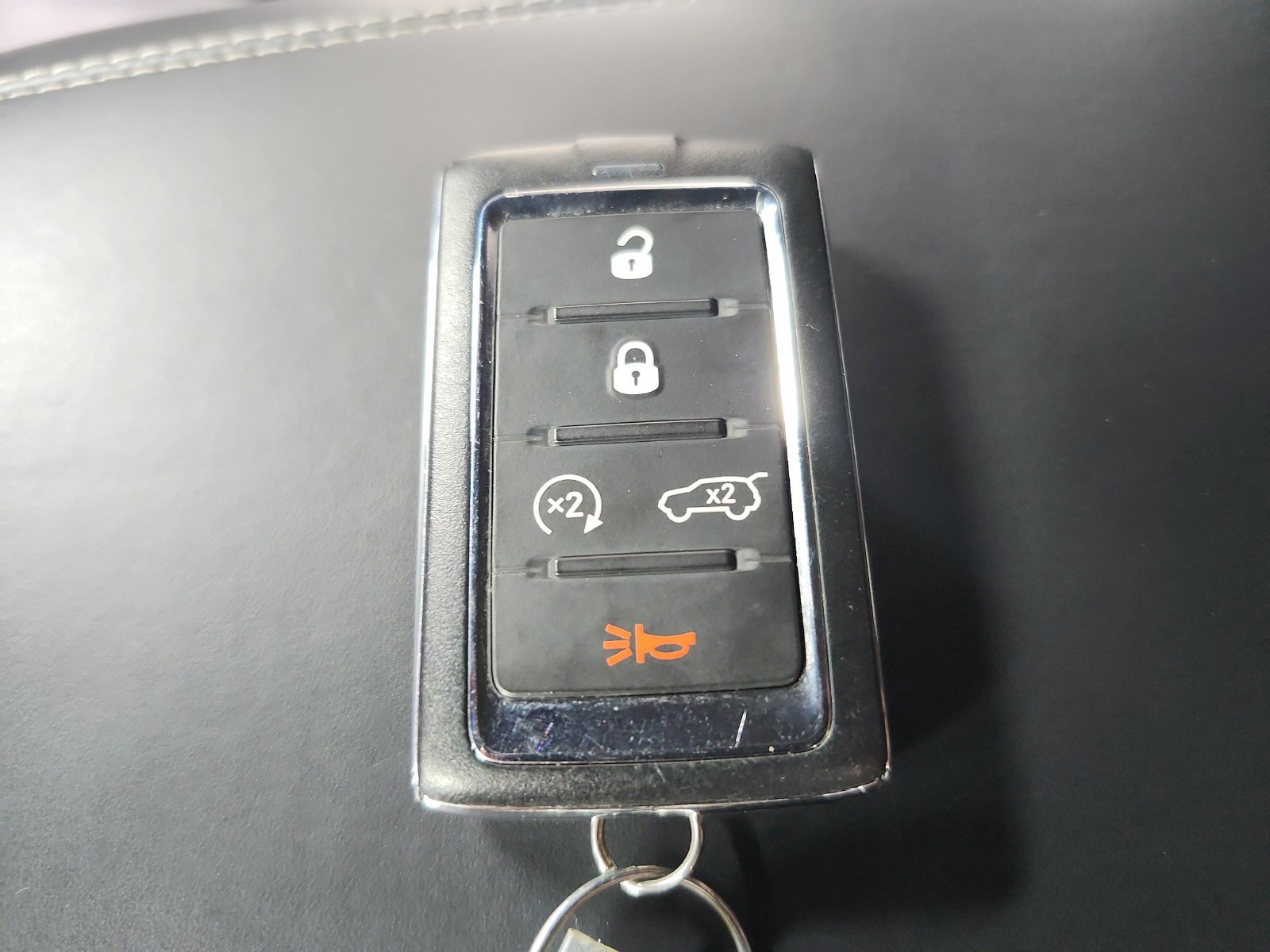Used 2023 Jeep Grand Cherokee Overland AWD/4WD image 75