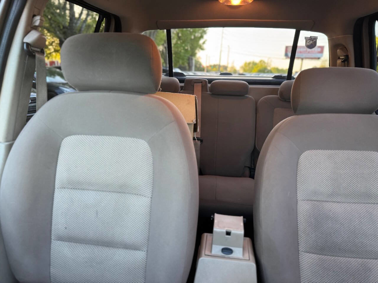 Used 2005 Ford Explorer Sport Trac XLT AWD/4WD image 15