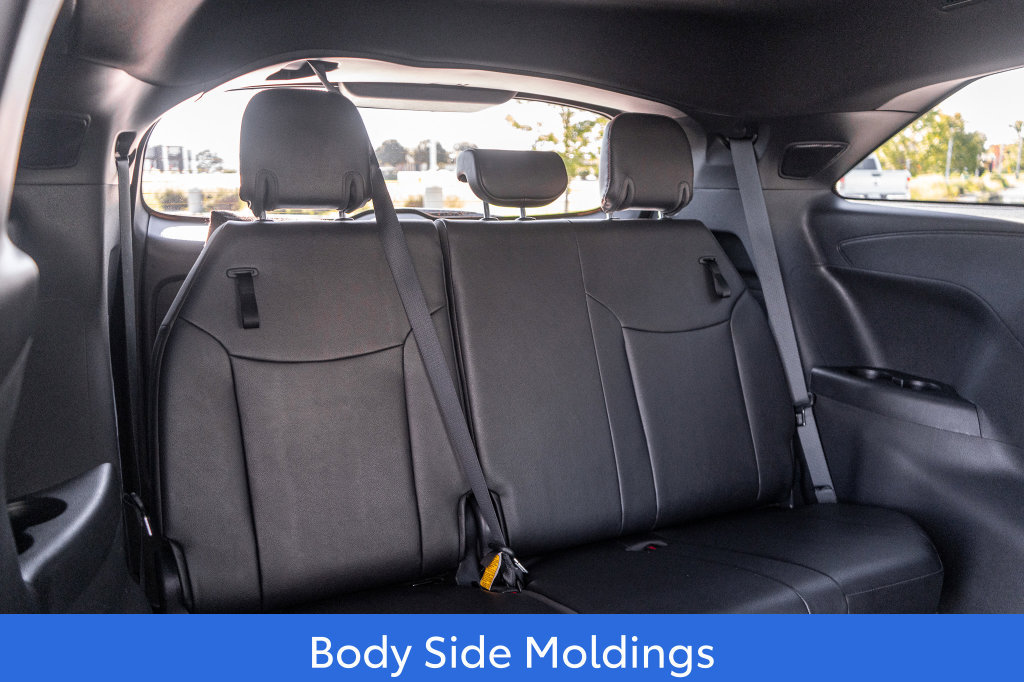 Used 2025 Toyota Sienna XSE w/ XSE Plus Package AWD/4WD image 15