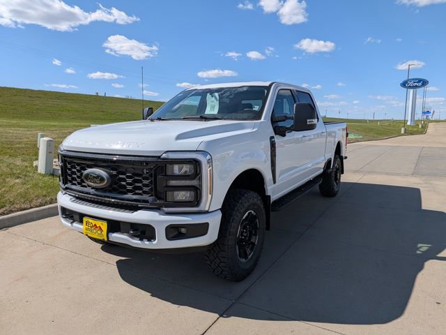 New 2026 Ford F250 XLT w/ XLT Premium Package AWD/4WD image 12