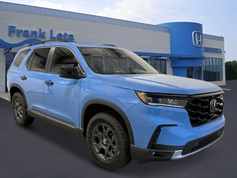 New 2025 Honda Pilot TrailSport image 10