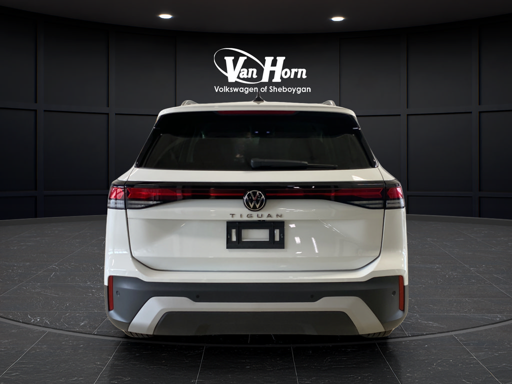 Used 2026 Volkswagen Tiguan S FWD image 4