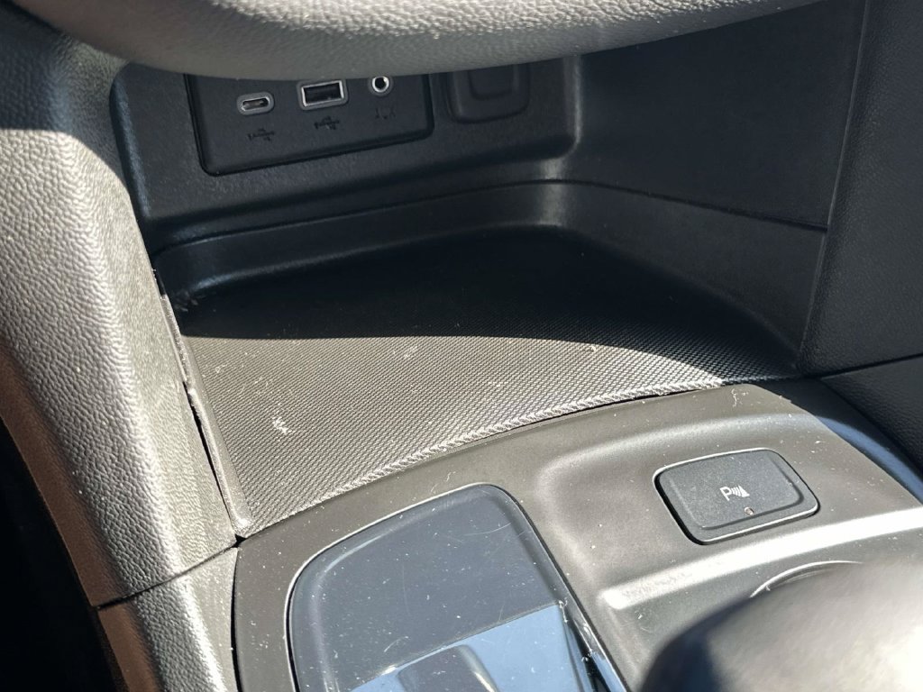 Used 2024 Chevrolet Equinox RS w/ LPO, Floor Liner Package FWD image 27