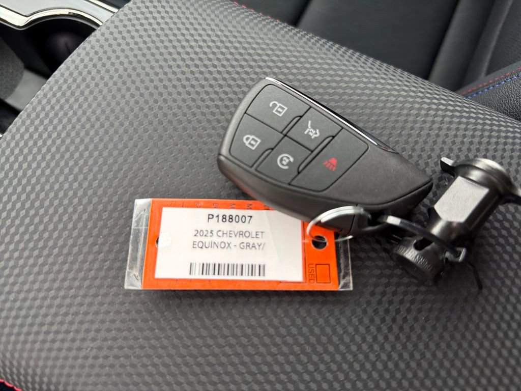 Used 2025 Chevrolet Equinox RS w/ Safety and Technology Package image 29