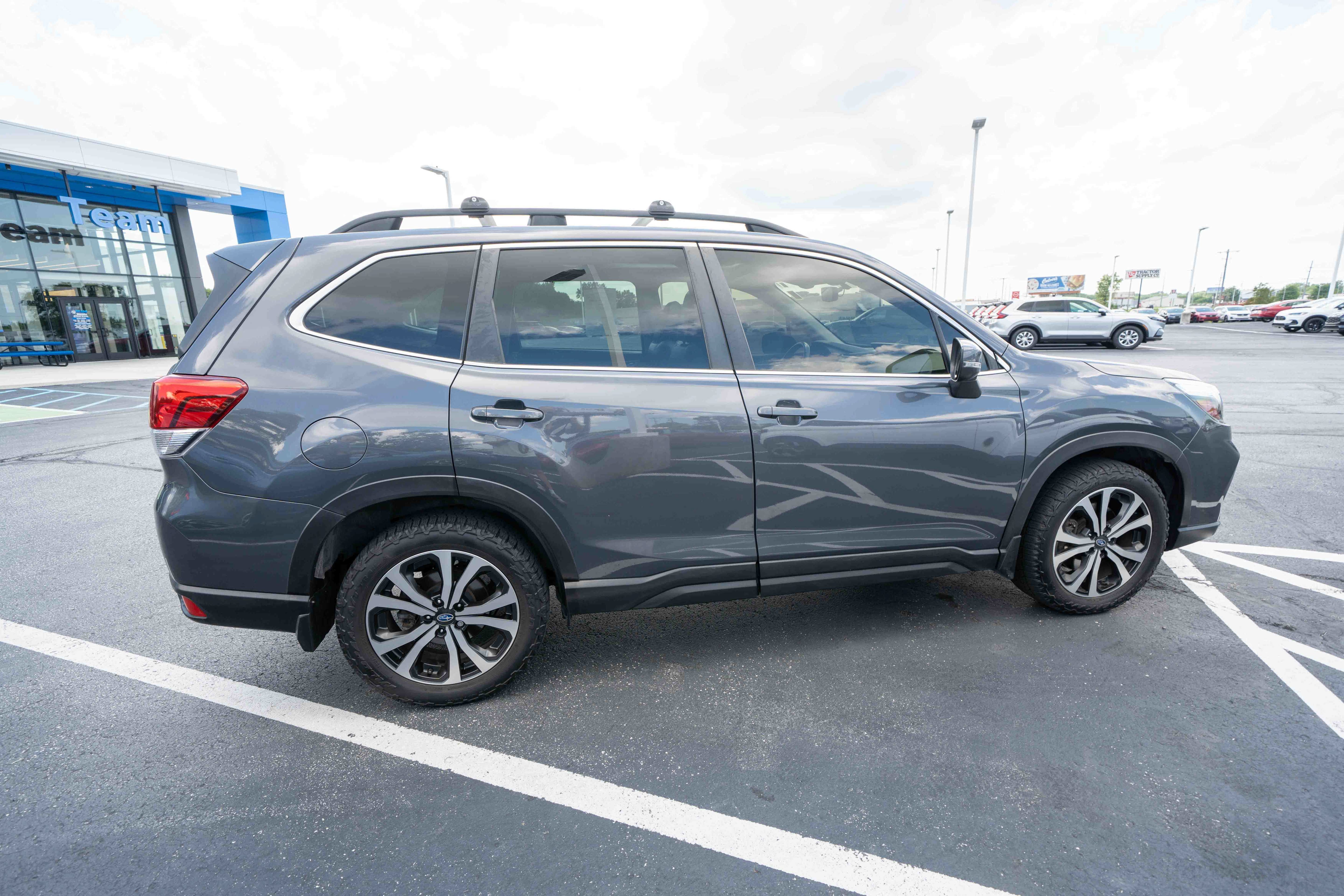 Used 2020 Subaru Forester Limited w/ Popular Package #3 AWD/4WD image 6