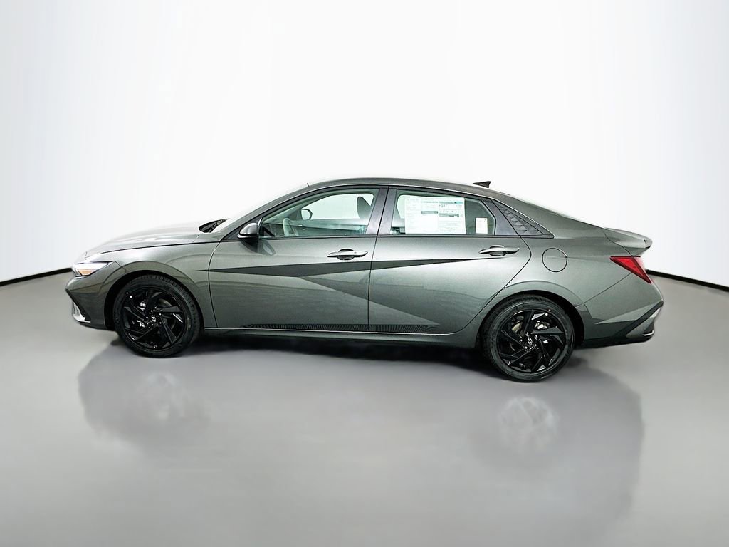 New 2026 Hyundai Elantra Sport image 8