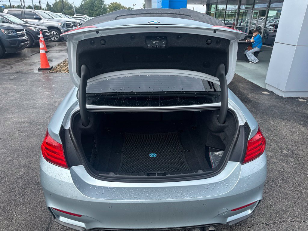 Used 2017 BMW M4 Coupe RWD image 12