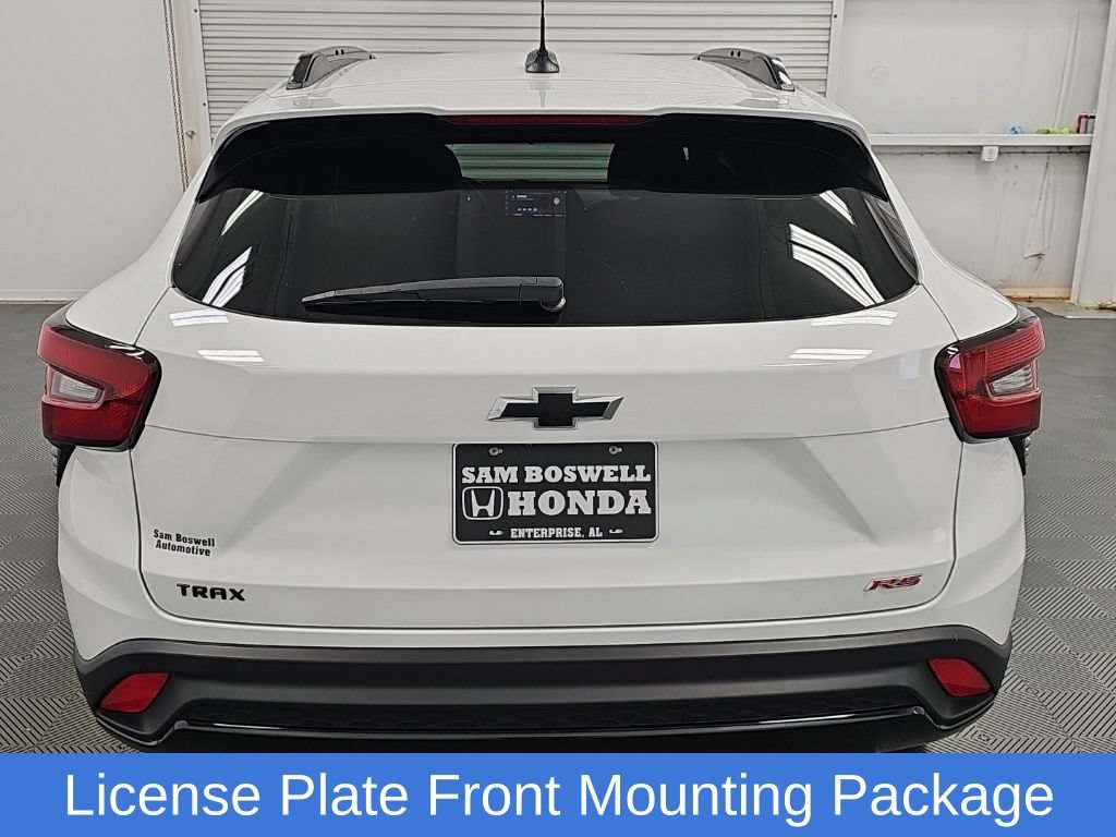 Used 2024 Chevrolet Trax RS FWD image 8