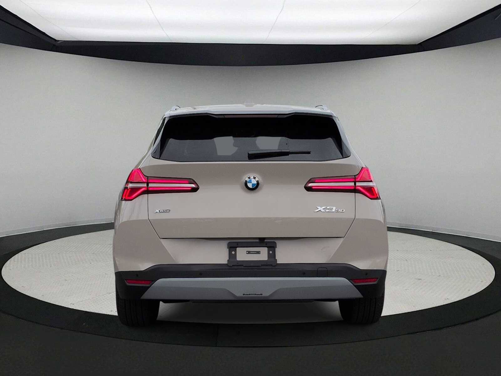 Used 2025 BMW X3 xDrive30i w/ Convenience Package AWD/4WD image 7