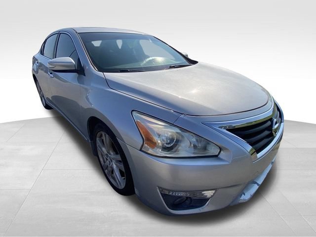Used 2013 Nissan Altima 3.5 SV FWD image 14