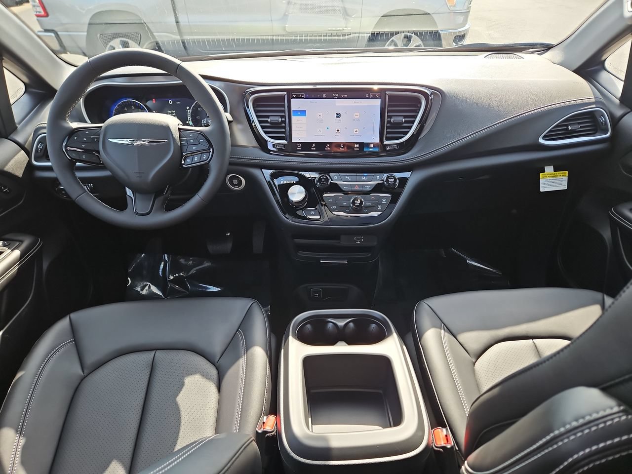 New 2026 Chrysler Pacifica Select w/ S Appearance Package FWD image 16