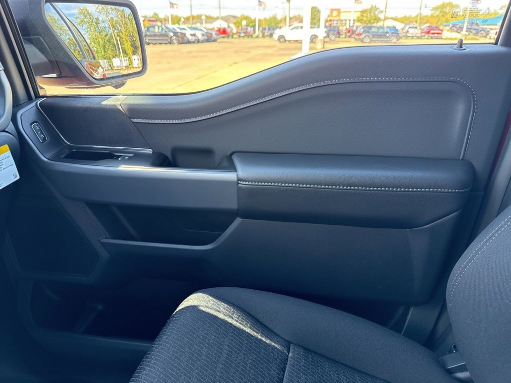 New 2025 Ford F150 XLT image 23
