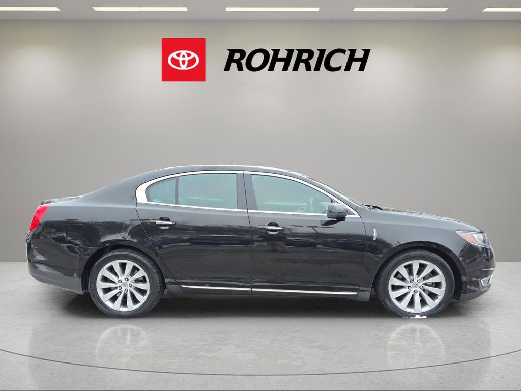 Used 2013 Lincoln MKS AWD image 4