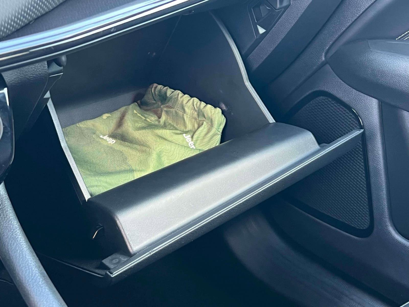 Used 2023 Jeep Compass Latitude w/ Convenience Group image 11