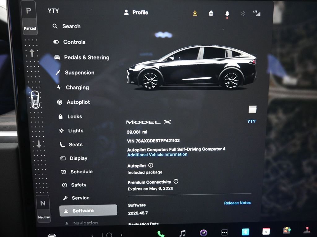 Used 2023 Tesla Model X image 14
