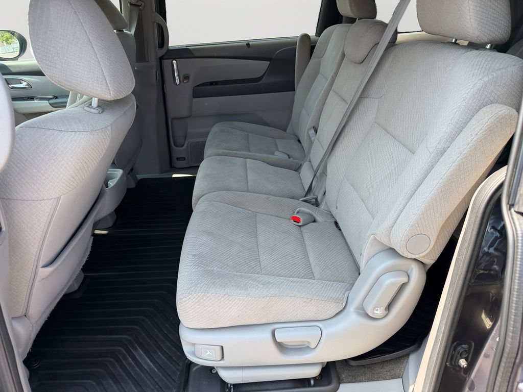 Used 2016 Honda Odyssey SE image 15