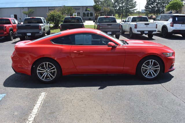 Used 2016 Ford Mustang Premium RWD image 4