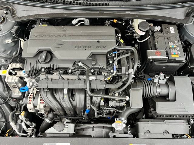 New 2026 Hyundai Elantra Sport FWD image 27