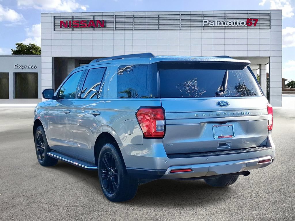 Used 2022 Ford Expedition XLT RWD image 4