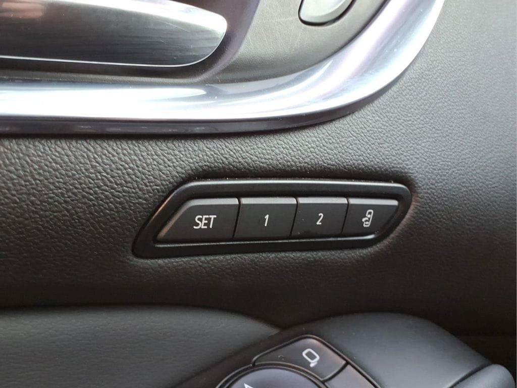 Used 2024 Buick Enclave Premium FWD image 21