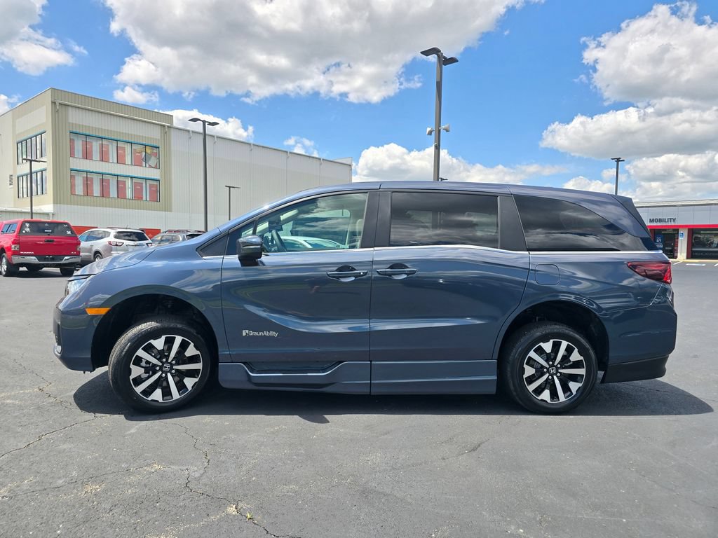 Used 2026 Honda Odyssey EX-L image 5