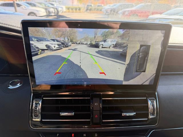 Certified 2022 Lincoln Navigator Reserve image 11