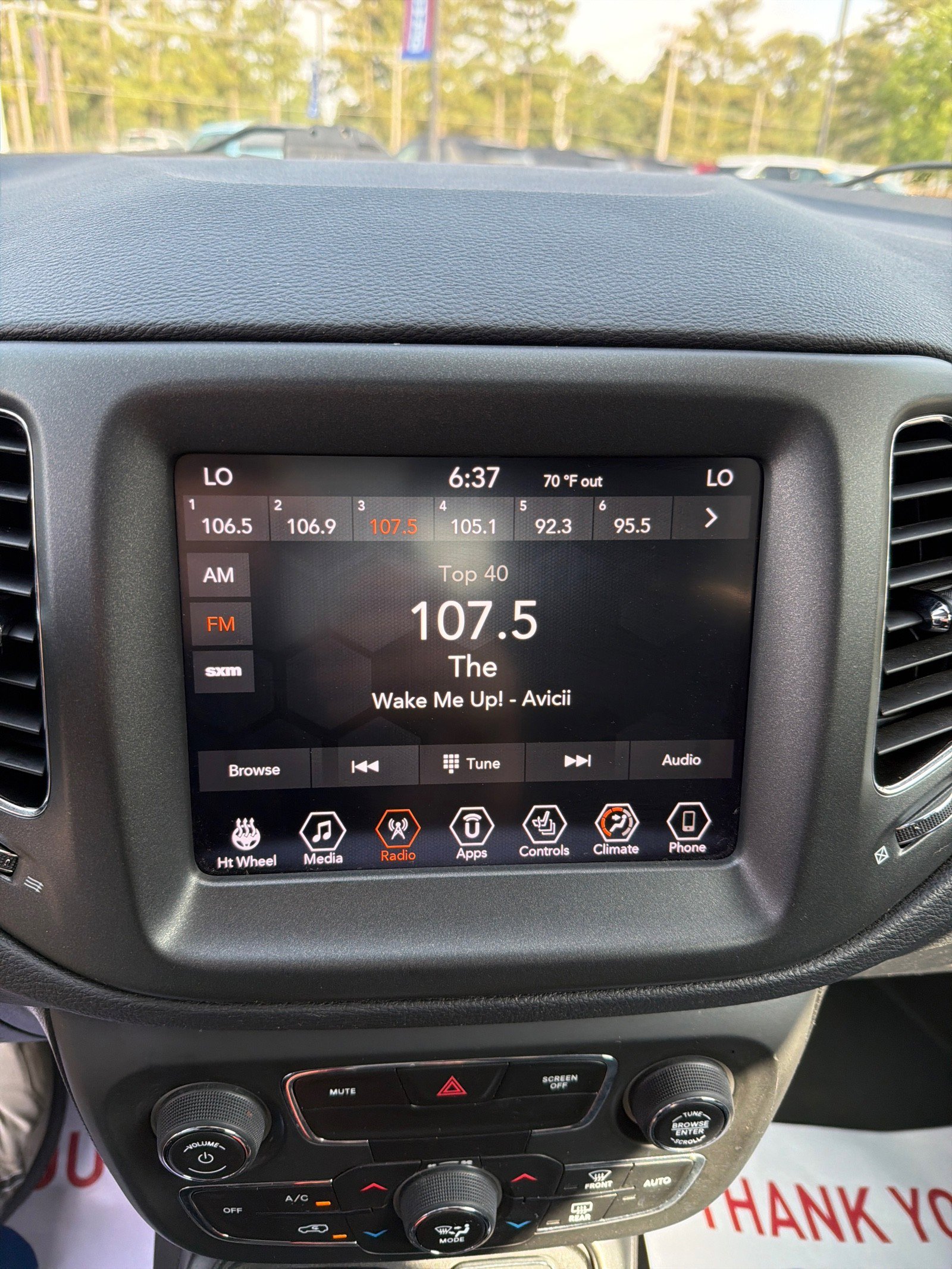 Used 2020 Jeep Compass Trailhawk w/ Cold Weather Group AWD/4WD image 21