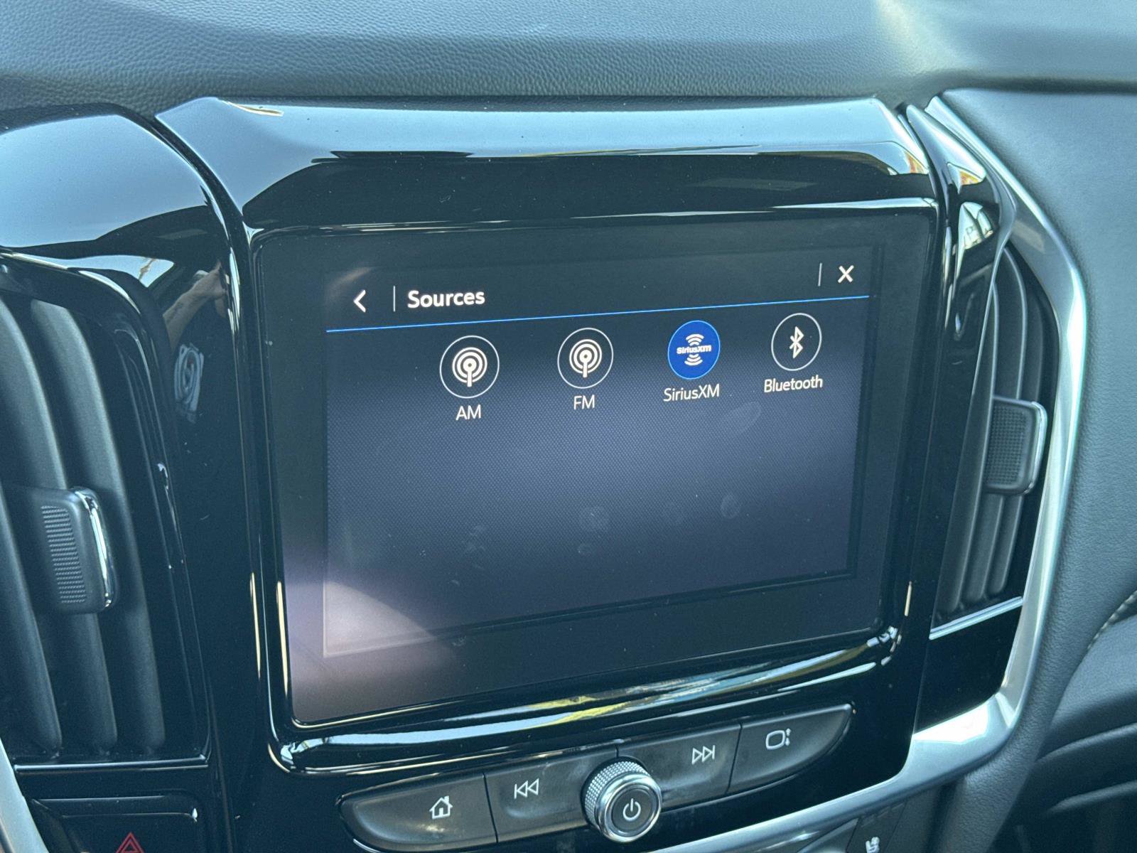 Used 2022 Chevrolet Traverse Premier w/ Redline Edition image 30