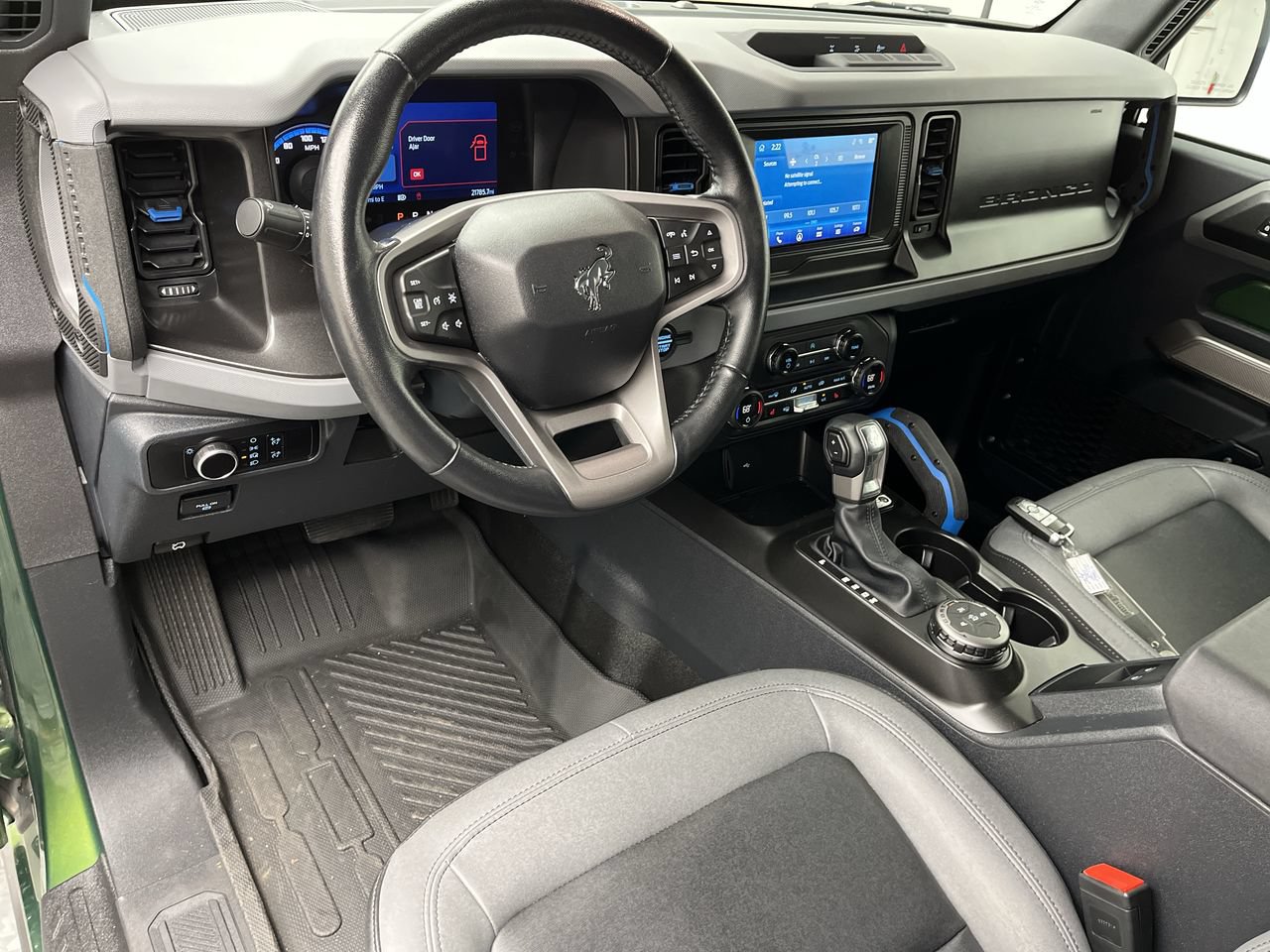Certified 2023 Ford Bronco Black Diamond AWD/4WD image 4