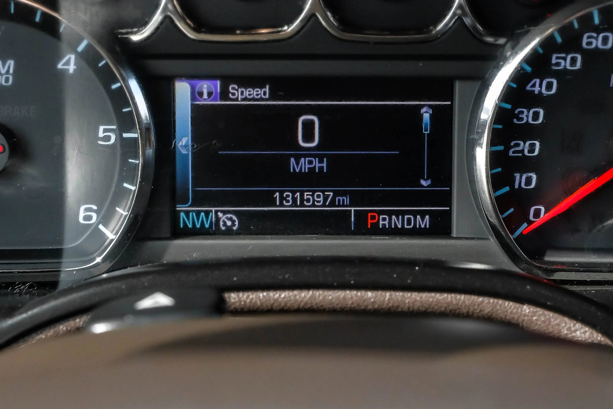 Used 2015 Chevrolet Suburban LTZ image 26