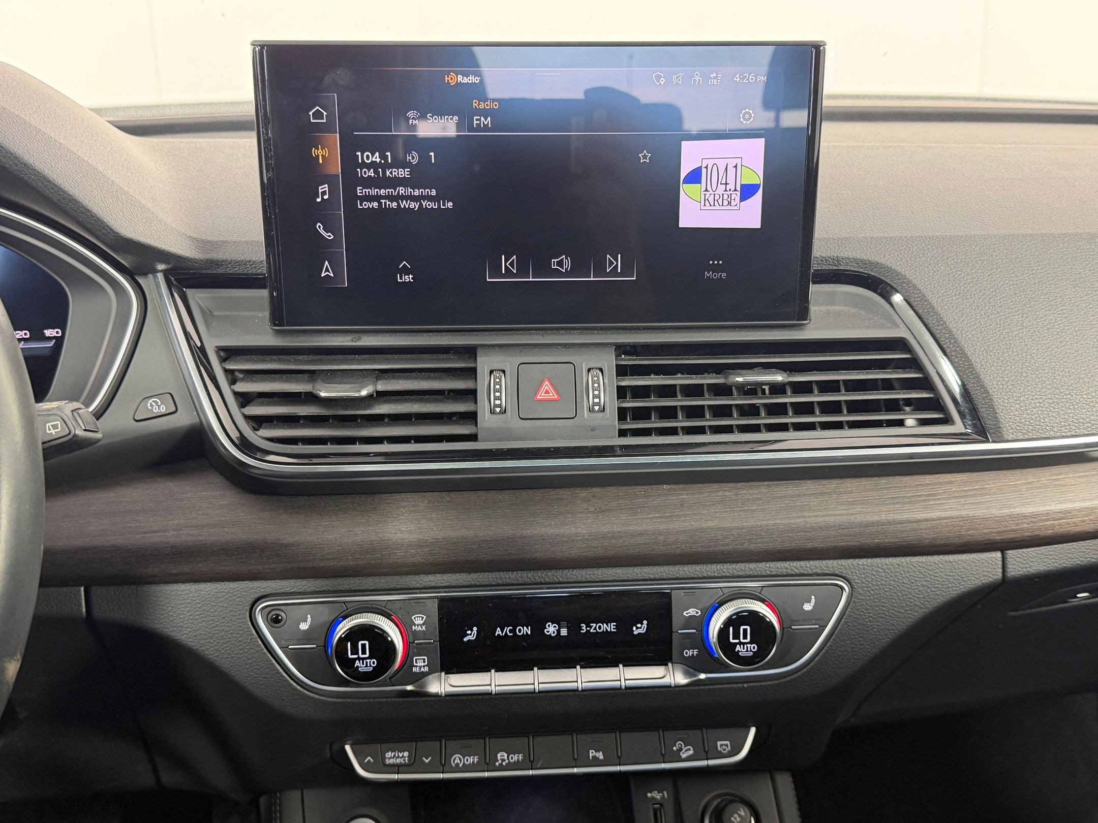 Used 2022 Audi Q5 2.0T Premium Plus w/ Premium Plus Package image 26