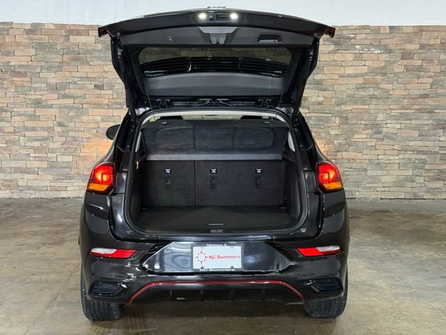 Used 2023 Buick Encore GX Select w/ Sport Touring Package image 7