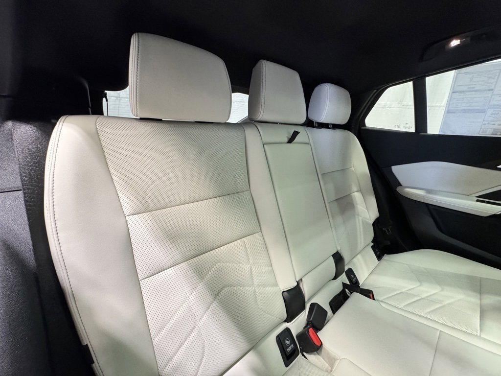New 2026 BMW X2 xDrive28i w/ Technology Package image 25