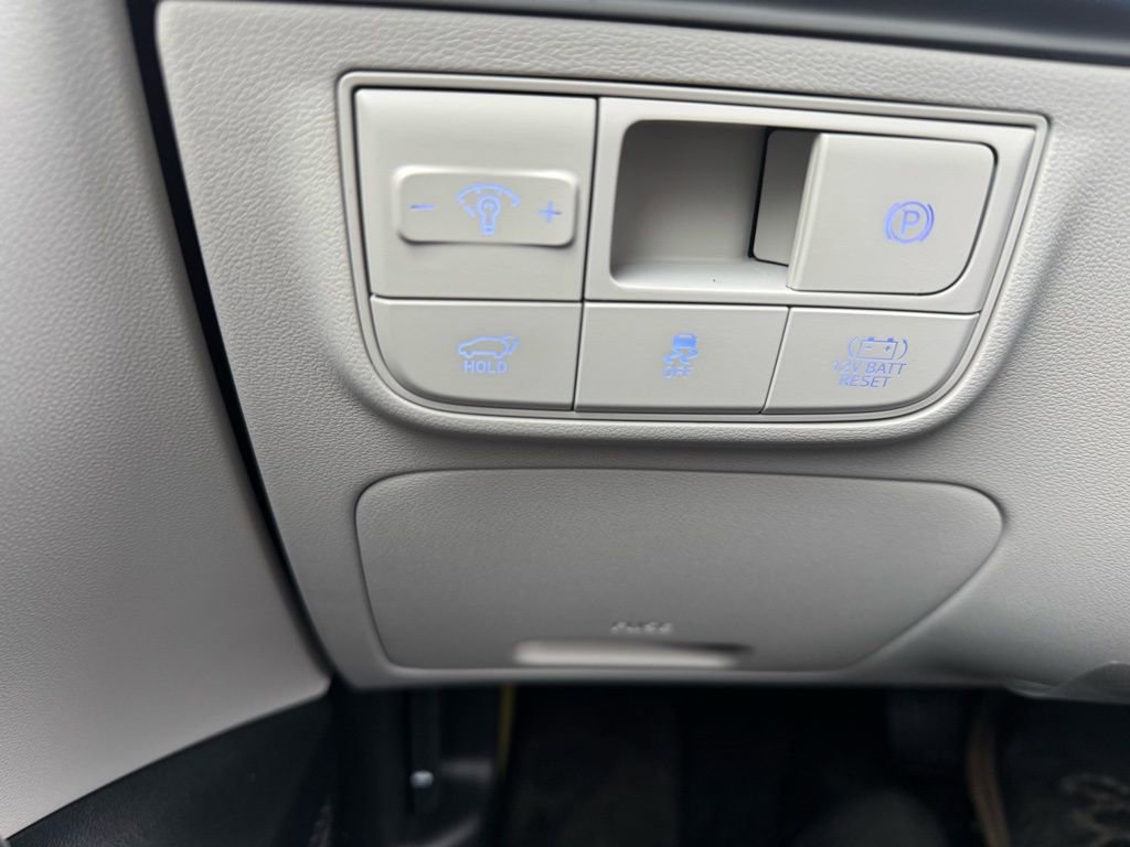 New 2026 Hyundai Tucson Limited image 13