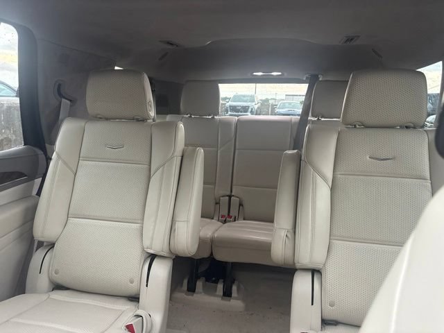 Used 2024 Cadillac Escalade Sport Platinum AWD/4WD image 4
