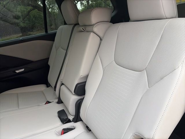 Used 2025 Lexus TX 350 FWD w/ Technology Package image 7