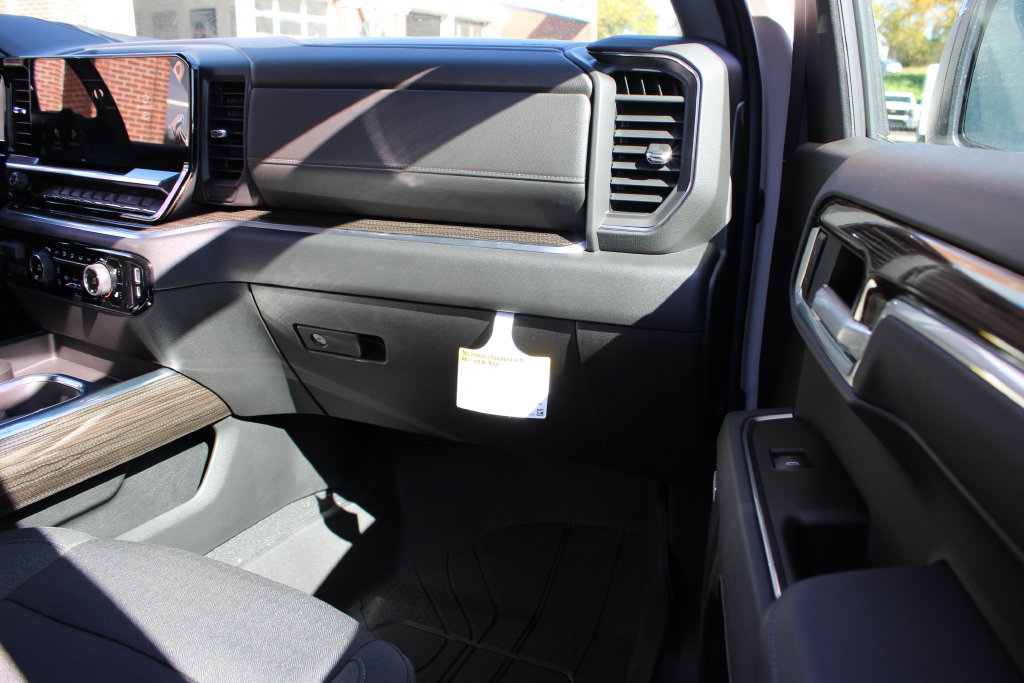 New 2026 Chevrolet Silverado 1500 RST AWD/4WD image 40