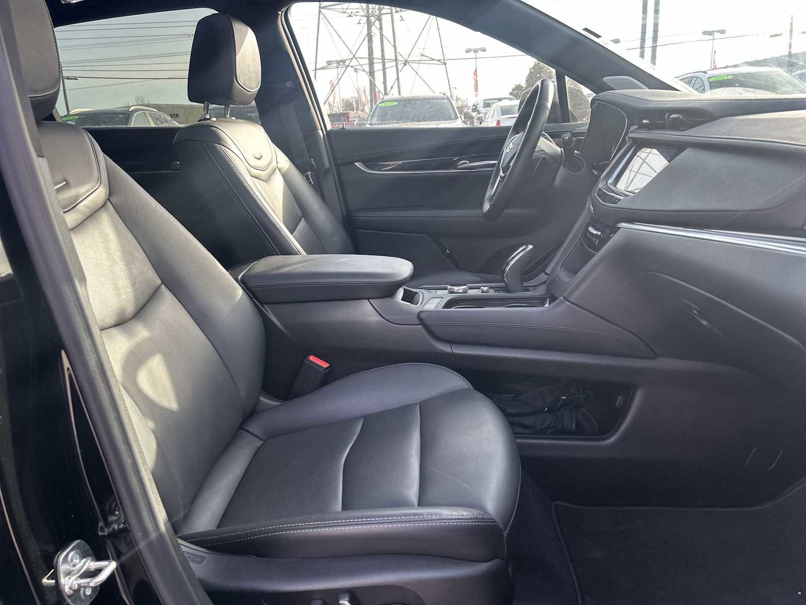 Certified 2025 Cadillac XT5 Premium Luxury image 29